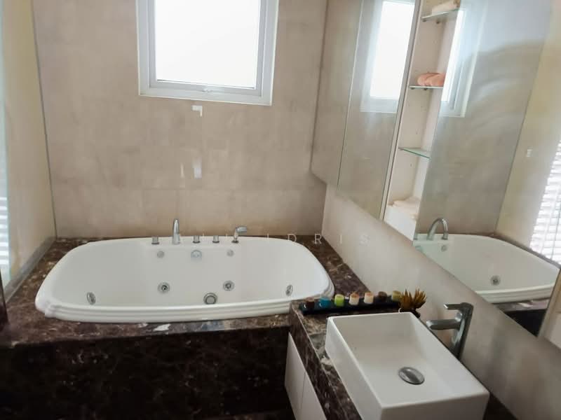 Bungalow for Sale in Ampang Jaya (Ampang) - Ali Idris - Bathroom - PropertyGuru.com.my