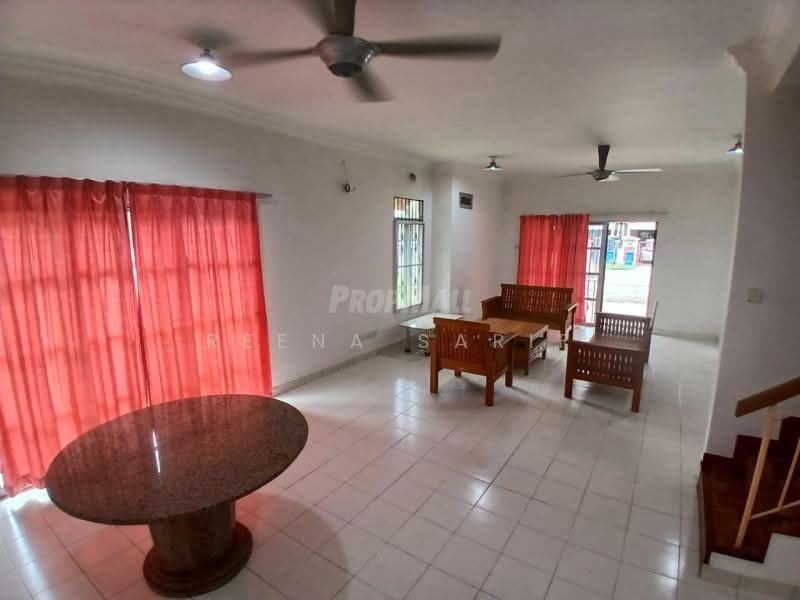 Rumah Teres 2 Tingkat untuk Dijual di Denai Alam (Shah Alam) - Reena Sarif - Living Room - PropertyGuru.com.my