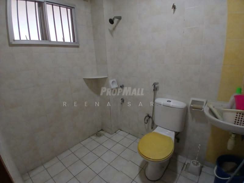 Rumah Teres 2 Tingkat untuk Dijual di Denai Alam (Shah Alam) - Reena Sarif - Bathroom - PropertyGuru.com.my
