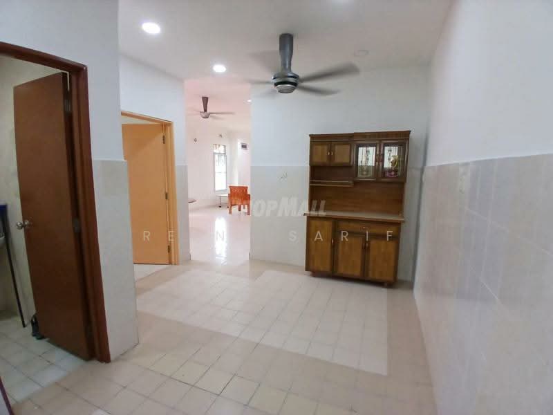 Rumah Teres 2 Tingkat untuk Dijual di Denai Alam (Shah Alam) - Reena Sarif - Interior - PropertyGuru.com.my