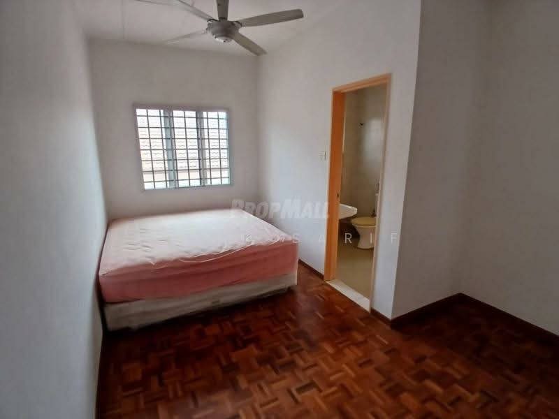 Rumah Teres 2 Tingkat untuk Dijual di Denai Alam (Shah Alam) - Reena Sarif - Bedroom - PropertyGuru.com.my