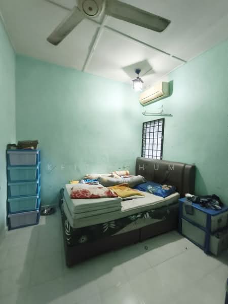 1-storey Terraced House for Sale in Taman Universiti (Skudai) - Keith Shum - Bedroom - PropertyGuru.com.my