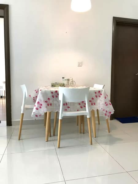 Servis Apartment untuk Disewa di Regalia Residence - Kew . - Dining Room - PropertyGuru.com.my