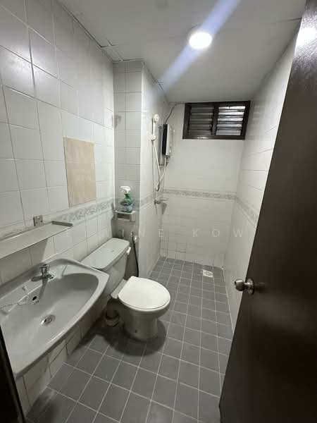 Kondominium untuk Dijual di University Tower - Elaine Kow - PropertyGuru.com.my