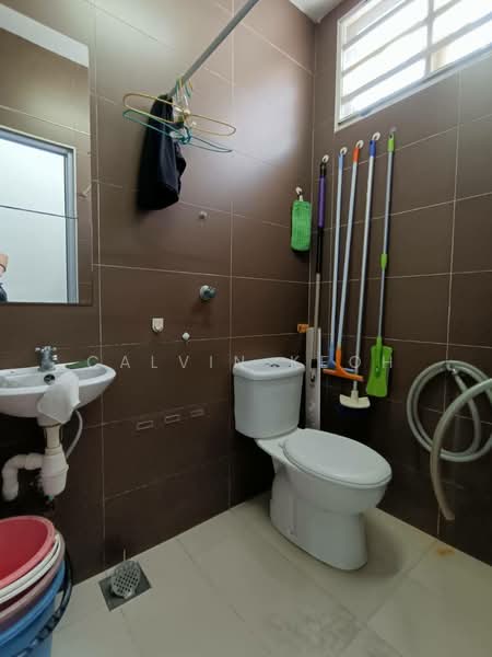 Semi-Detached House for Sale in Taman Sungai Ara (Sungai Ara) - Calvin Keoh - Bathroom - PropertyGuru.com.my