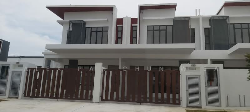 2-storey Terraced House for Sale in Hulu Langat (Selangor) - Alex Pan Chun Wiea - Exterior - PropertyGuru.com.my