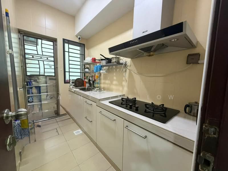 2-storey Terraced House for Sale in Bukit Indah (Iskandar Puteri (Nusajaya)) - Katherine Low - Kitchen - PropertyGuru.com.my