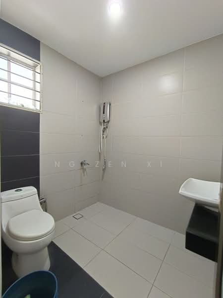 2-storey Terraced House for Sale in Taman Mutiara Rini (Skudai) - NG ZEN XI - Bathroom - PropertyGuru.com.my