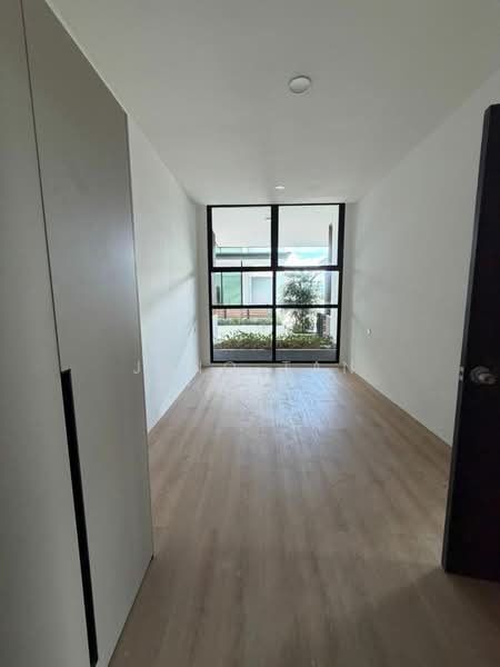 Service Residence for Sale at Residensi Ava @ Kiara Bay - Jeno Tan - Interior - PropertyGuru.com.my