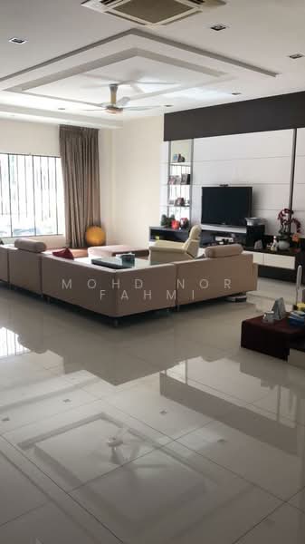 Bungalow for Sale in Taman Melawati (Ulu Kelang) - Mohd Nor Fahmi - Living Room - PropertyGuru.com.my
