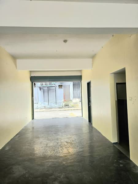Shop for Rent in Bandar Baru Salak Tinggi (Sepang) - Umi Khalsom Ibrahim - PropertyGuru.com.my