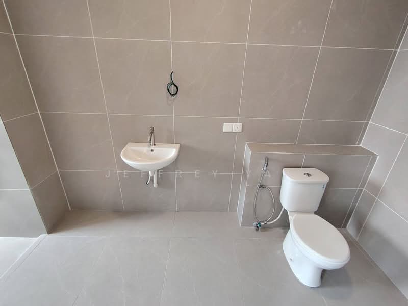 Condominium for Sale at Seri Puteri Hills - Jeffrey Yap - Bathroom - PropertyGuru.com.my