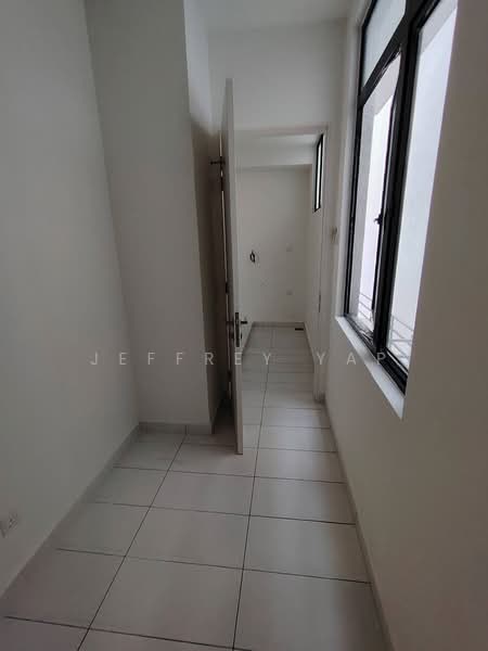 Condominium for Sale at Seri Puteri Hills - Jeffrey Yap - Corridor - PropertyGuru.com.my