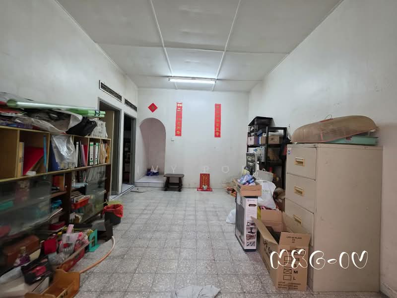 1-storey Terraced House for Sale in Taman Klang Jaya (Klang) - Ivy Por - Living Room - PropertyGuru.com.my