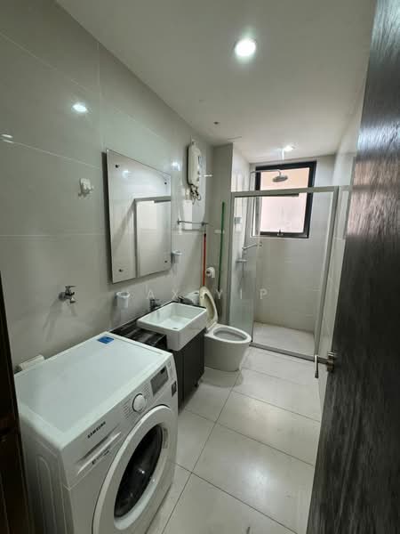 Kondominium untuk Disewa di Bay Point @ Country Garden Danga Bay - Jax Yip - PropertyGuru.com.my
