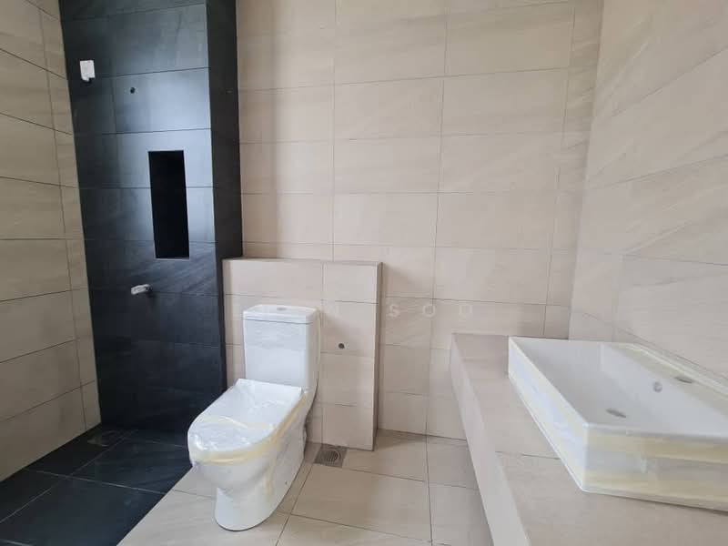 Rumah Teres 2 Tingkat untuk Dijual di Bandar Rimbayu (Telok Panglima Garang) - Elyn Soo - Bathroom - PropertyGuru.com.my