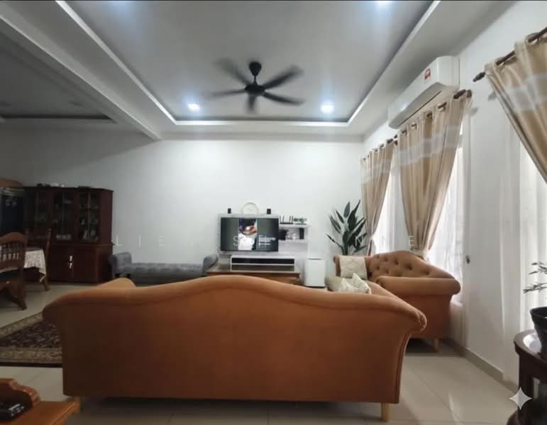 2-storey Terraced House for Rent in Cyberjaya (Selangor) - Liew She Anne - Living Room - PropertyGuru.com.my