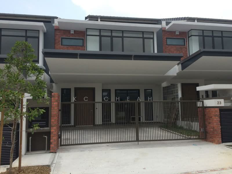 Rumah Teres 2 Tingkat untuk Dijual di Elmina (Shah Alam) - KC Cheah - Exterior - PropertyGuru.com.my
