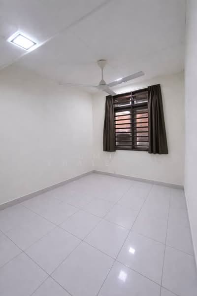 2-storey Terraced House for Rent in Taman Salak Perdana (Dengkil) - Umi Khalsom Ibrahim - PropertyGuru.com.my