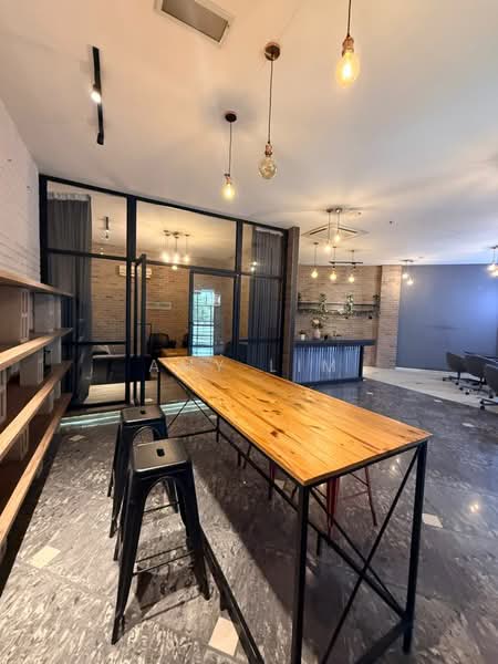 Warehouse for Rent in UEP Subang Jaya (Subang Jaya) - Amy Lim - Interior - PropertyGuru.com.my
