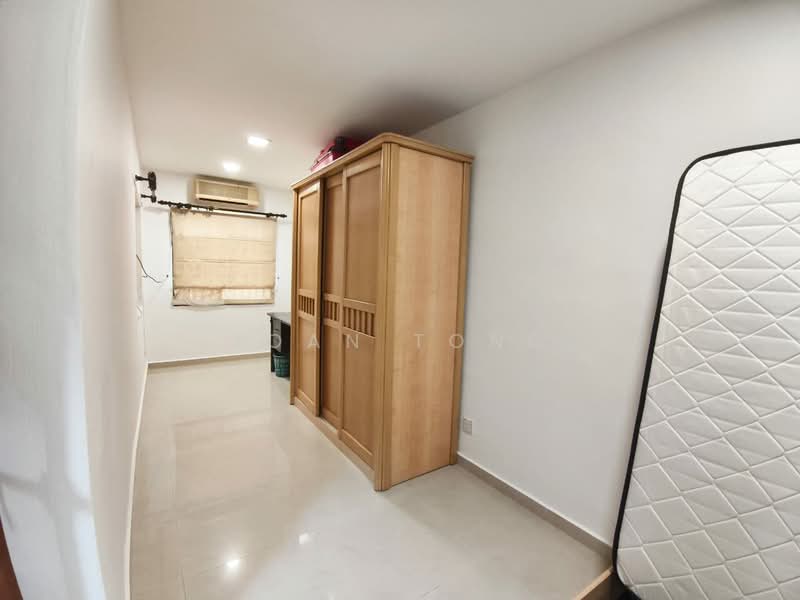 Rumah Teres 2 Tingkat untuk Disewa di Taman Desa Jaya (Johor Bahru) - Joan Tong - Bedroom - PropertyGuru.com.my