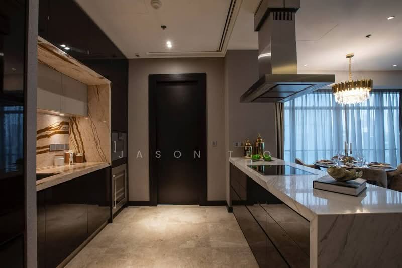 Servis Apartment untuk Dijual di The Ritz-Carlton Residences - Jason Teo - Kitchen - PropertyGuru.com.my