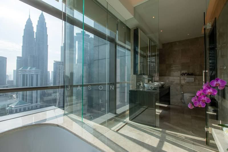 Servis Apartment untuk Dijual di The Ritz-Carlton Residences - Jason Teo - Bathroom - PropertyGuru.com.my