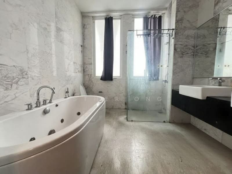 Rumah Berkembar untuk Dijual di Puchong (Selangor) - Esther Ong - Bathroom - PropertyGuru.com.my