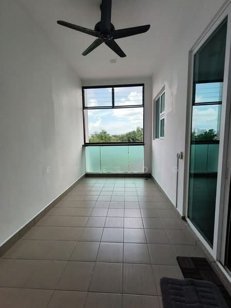 Rumah Berkembar untuk Dijual di Puchong (Selangor) - Esther Ong - Balcony - PropertyGuru.com.my