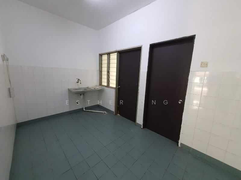 2-storey Terraced House for Sale in Bandar Putra Permai (Seri Kembangan) - Esther Ong - Interior - PropertyGuru.com.my