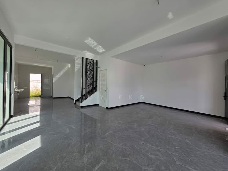 Rumah Berkembar untuk Dijual di Kulai (Johor) - Amy Eng - Living Room - PropertyGuru.com.my