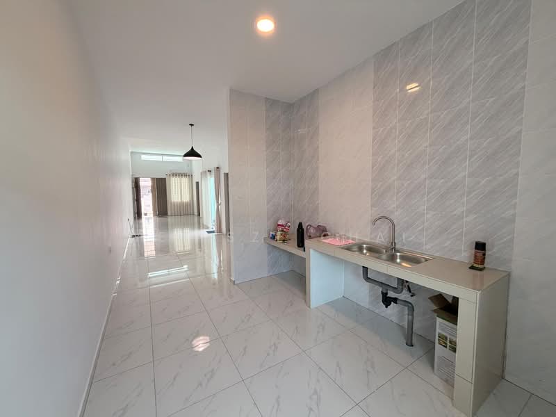 1-storey Terraced House for Rent in Senadin (Miri) - Yee Sze Chai - PropertyGuru.com.my