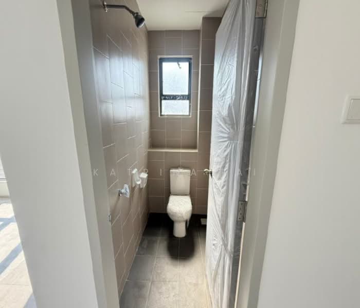 Shop / Office for Rent in Setia Ecohill (Semenyih) - Katrina Lai - Bathroom - PropertyGuru.com.my