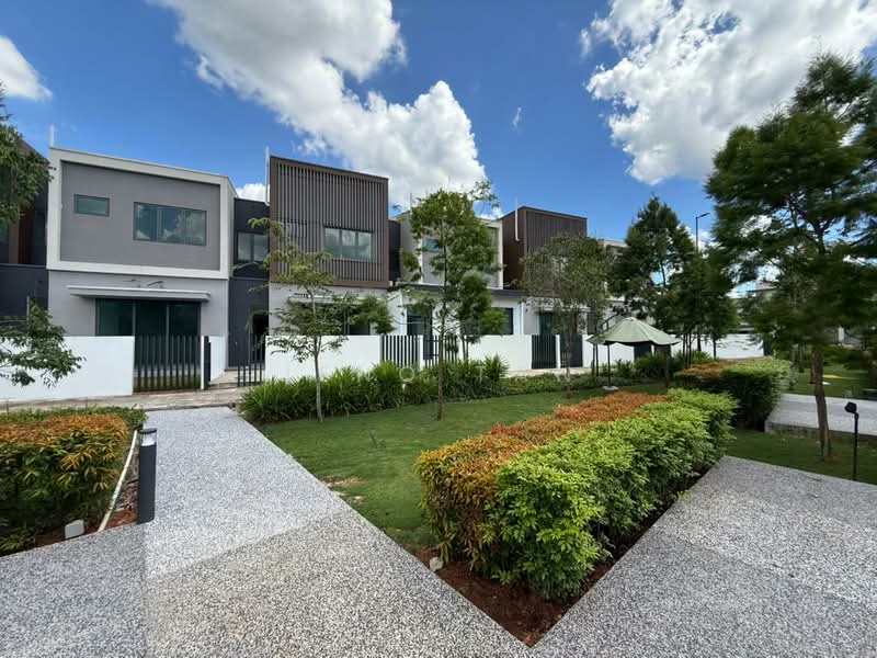Semi-Detached House for Sale in Kuching (Sarawak) - Jeno Tan - PropertyGuru.com.my