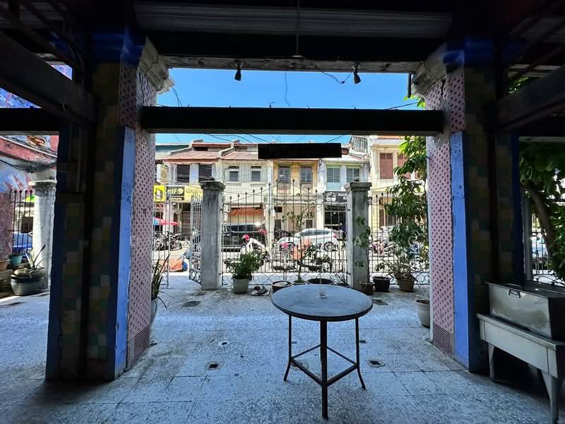 Shop for Rent in George Town (Penang) - Daniel Phang - Exterior - PropertyGuru.com.my