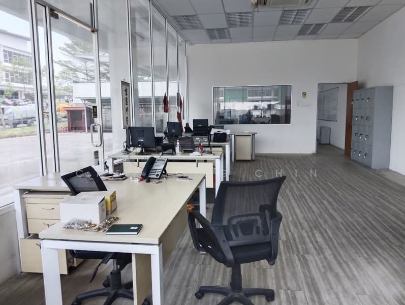 Commercial Semi-D for Sale in Taman Bukit Serdang (Seri Kembangan) - Chee Leng Chin - PropertyGuru.com.my