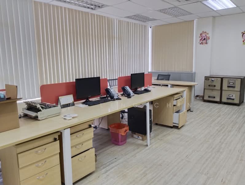 Commercial Semi-D for Sale in Taman Bukit Serdang (Seri Kembangan) - Chee Leng Chin - PropertyGuru.com.my