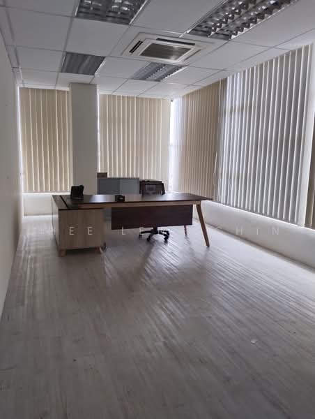Commercial Semi-D for Sale in Taman Bukit Serdang (Seri Kembangan) - Chee Leng Chin - PropertyGuru.com.my