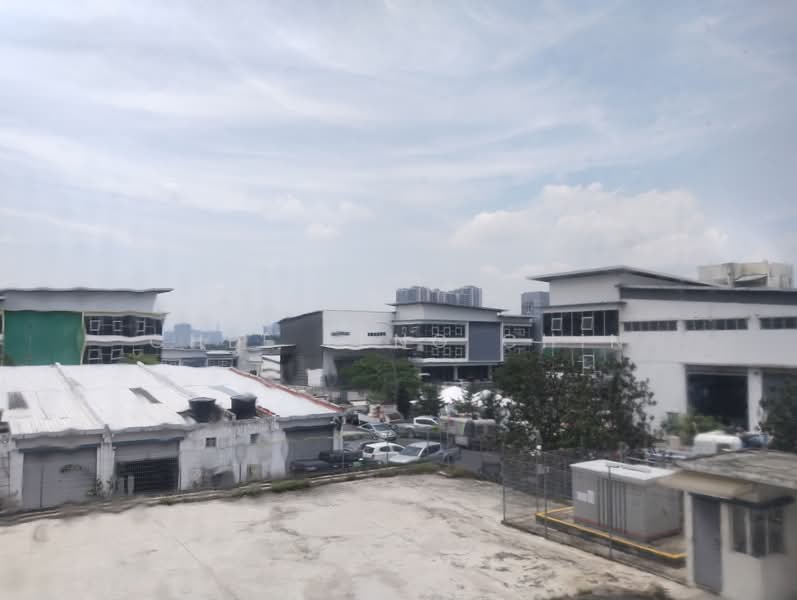 Commercial Semi-D for Sale in Taman Bukit Serdang (Seri Kembangan) - Chee Leng Chin - PropertyGuru.com.my