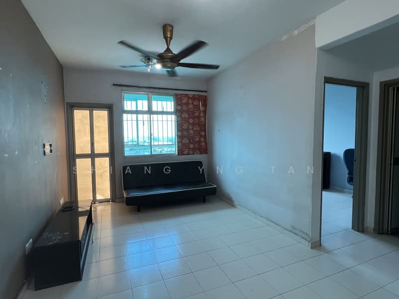 Apartment for Rent at Villa Krystal @ Bandar Selesa Jaya - Shiang Yng Tan - Living Room - PropertyGuru.com.my