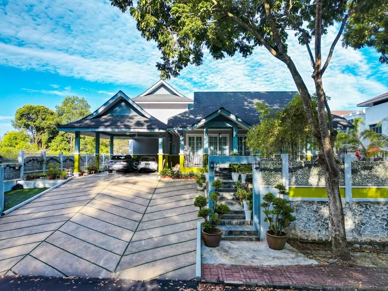 Bungalow for Sale in Shah Alam (Selangor) - Priscilla Tan - Exterior - PropertyGuru.com.my
