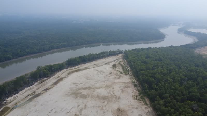 Industrial Land for Sale in Port Klang (Pelabuhan Klang) (Selangor) - Den Lam - Exterior - PropertyGuru.com.my