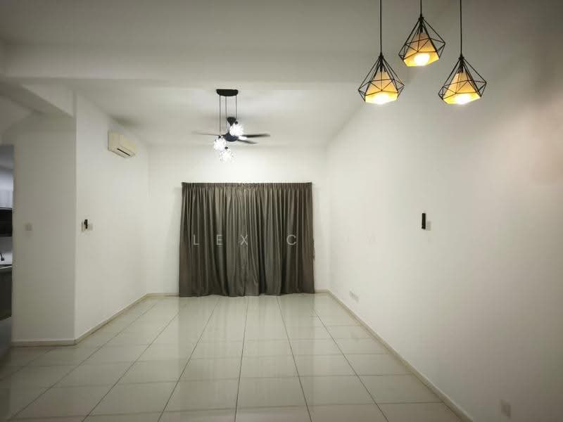 Rumah Teres 2-Tingkat untuk Disewa di Bandar Rimbayu (Telok Panglima Garang) - Alex Chua - Living Room - PropertyGuru.com.my