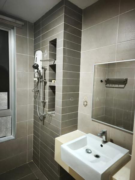 Rumah Teres 2-Tingkat untuk Disewa di Bandar Rimbayu (Telok Panglima Garang) - Alex Chua - Bathroom - PropertyGuru.com.my