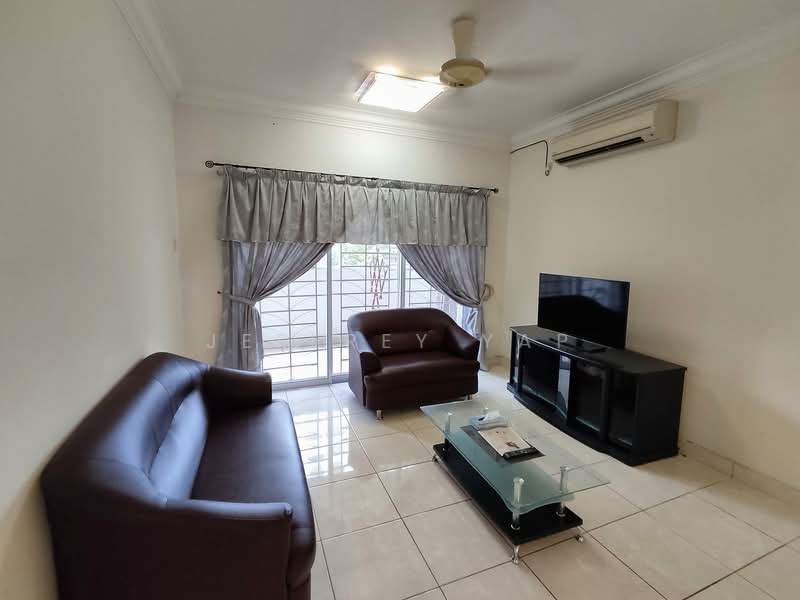 Kondominium untuk Disewa di Aseana Puteri - Jeffrey Yap - Living Room - PropertyGuru.com.my