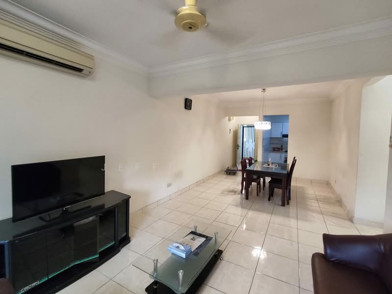 Kondominium untuk Disewa di Aseana Puteri - Jeffrey Yap - Living Room - PropertyGuru.com.my