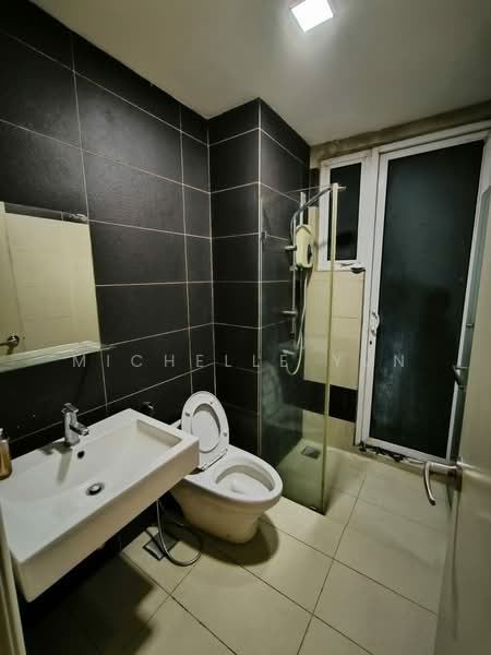 Kondominium untuk Disewa di Saville @ The Park - Michelle Yun - Bathroom - PropertyGuru.com.my