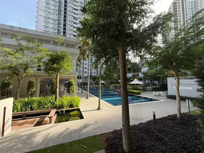 Kondominium untuk Dijual di Bayswater Resort Condominium - Michelle Mah - Pool - PropertyGuru.com.my