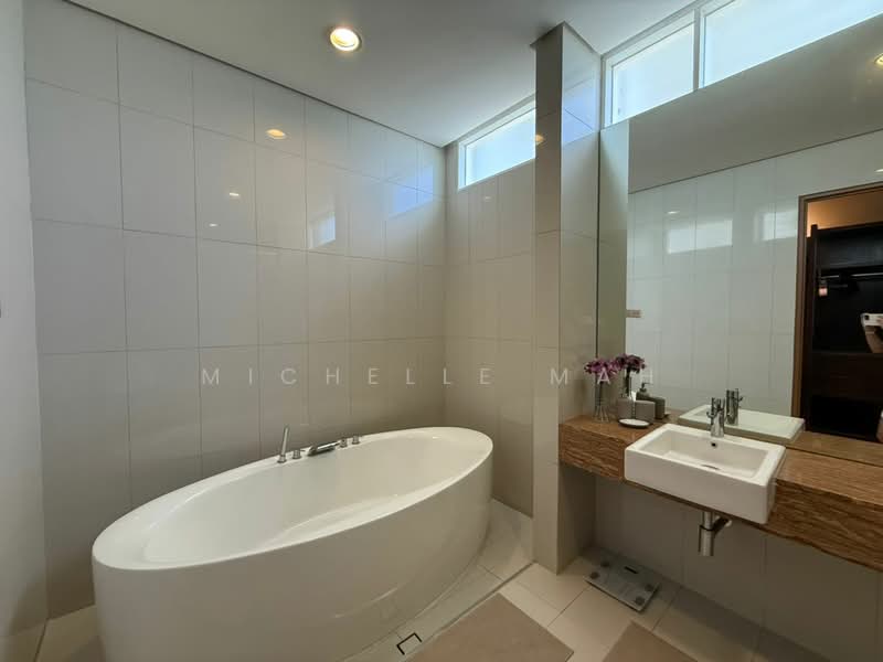 Condominium for Sale at 8 Gurney (The Shore Condominium) - Michelle Mah - Bathroom - PropertyGuru.com.my