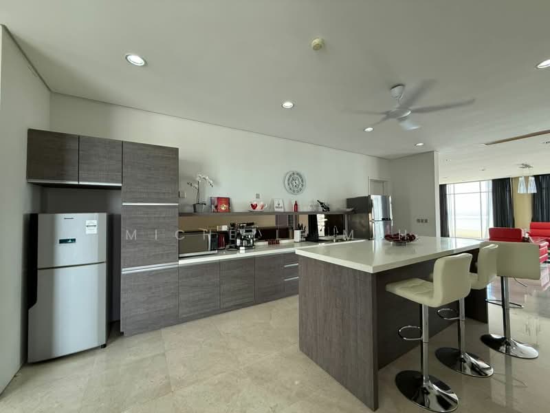 Condominium for Sale at 8 Gurney (The Shore Condominium) - Michelle Mah - Kitchen - PropertyGuru.com.my